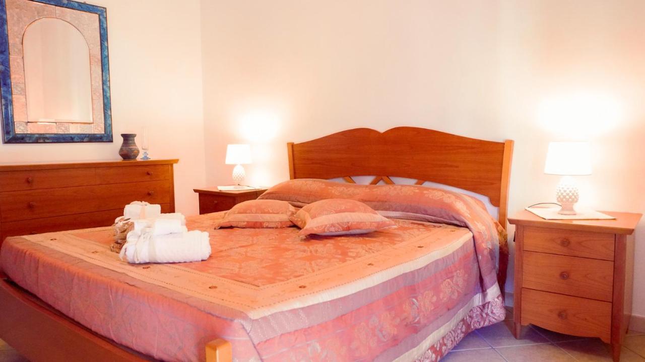 Pm 12 Via Achille Grandi Guest House Alguer Exterior foto