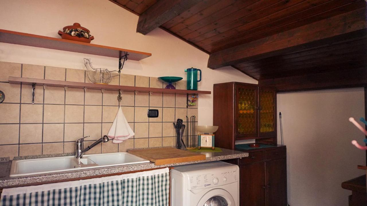 Pm 12 Via Achille Grandi Guest House Alguer Exterior foto